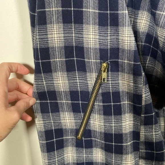 Pre-Loved Design Lab Plaid Jacket – Excellent Condition, Size Small - Picture 6 of 10
